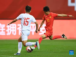 巴列卡诺2-2皇家社会，苏比门迪、马里耶斯库雷纳破门.